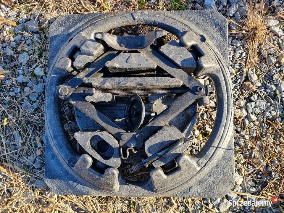 FORD FOCUS C KOŁO DOJAZDOWE ZAPASOWE WKŁAD