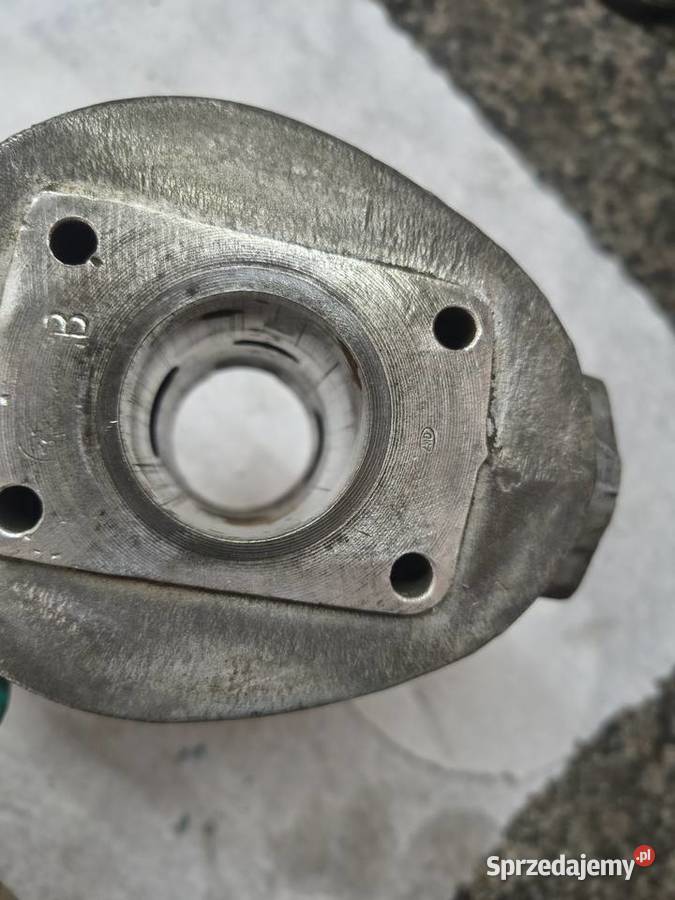 Cylinder komar sztywniak Komar