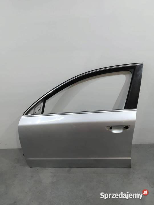 DRZWI LEWE PRZÓD LA7W Skoda Superb II 20082015 sprzedam