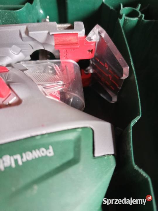 Wyrzynarka BOSCH PST1000PEL Czerwona