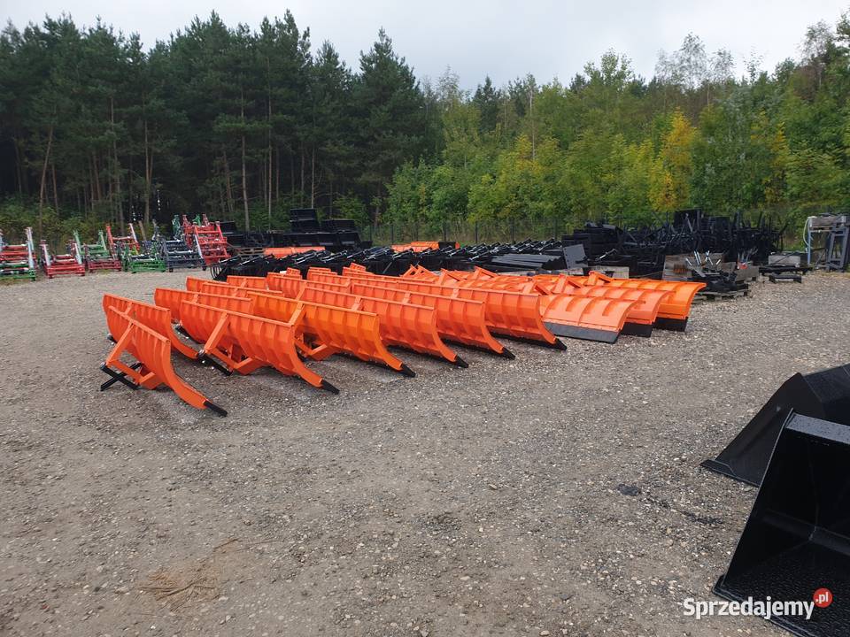 Pług do C360 TUZ KOMPLET C330 MF TRANSPORT małopolskie sprzedam