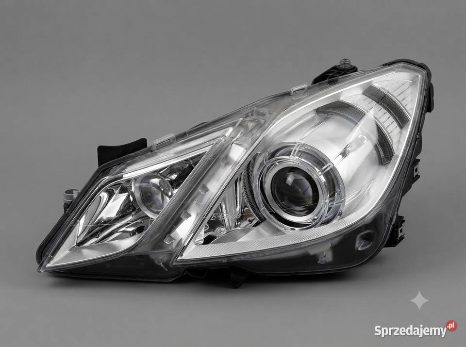 Mercedes W207 E Coupe Lampy Przód Xenon Oryginał