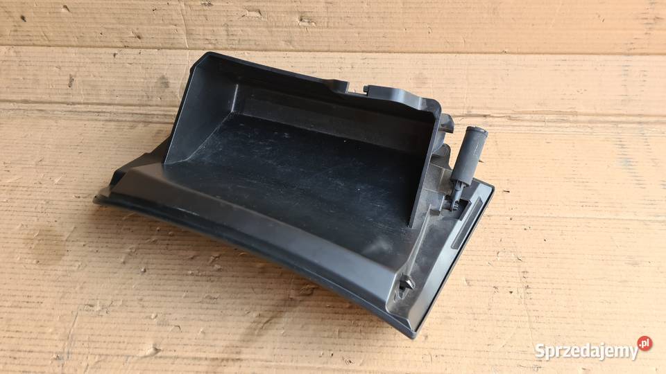 Subaru Forester 3 SH schowek skrytka pasażera Części samochodowe Legnica sprzedam