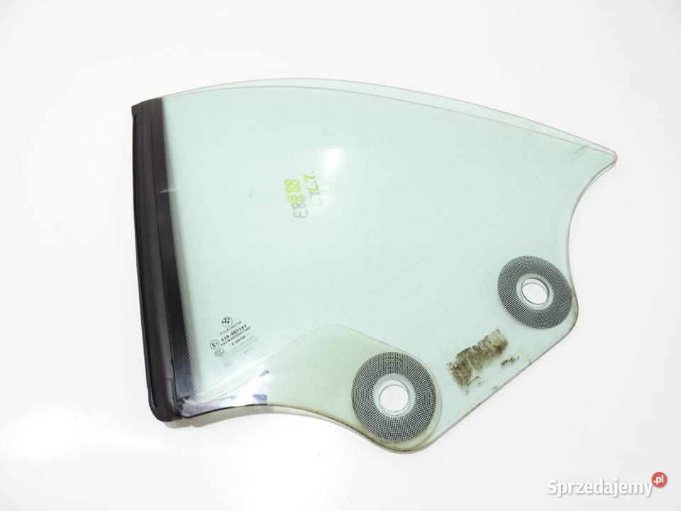 SZYBA LEWY TYŁ BMW E88 Strzyżewice