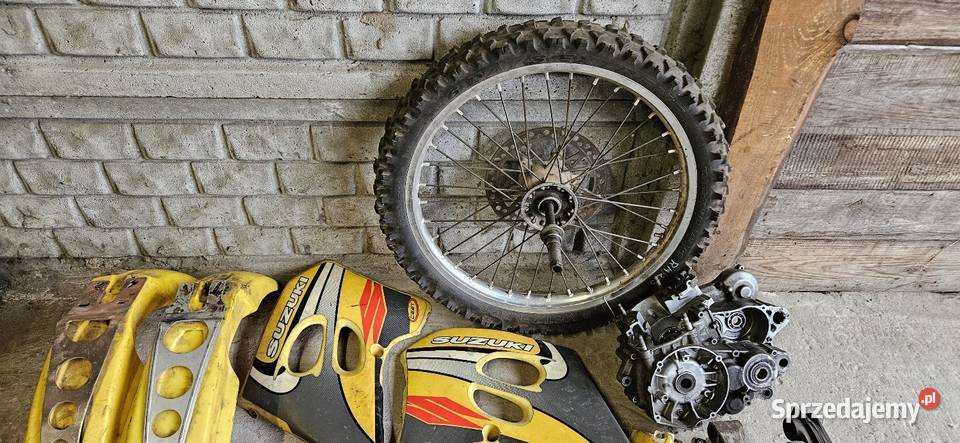 Suzuki RM 250 9596r pozostałości cześci Wieluń