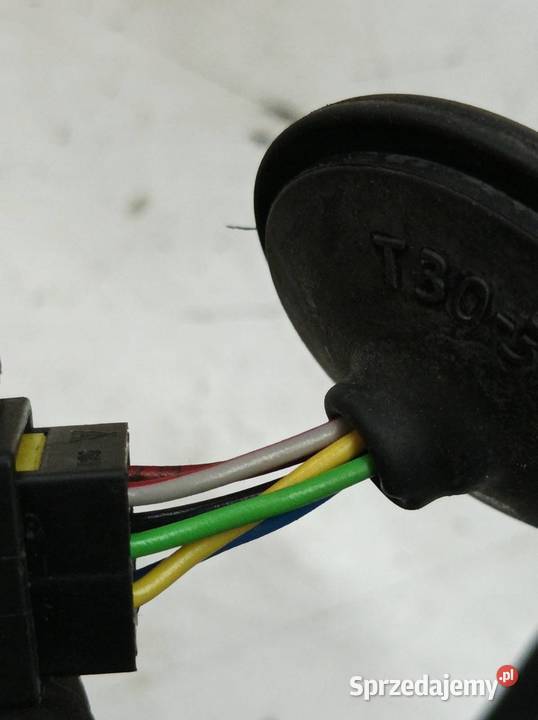 LUSTERKO PRAWE 6PIN EUROPA ASYSTENT Z22V