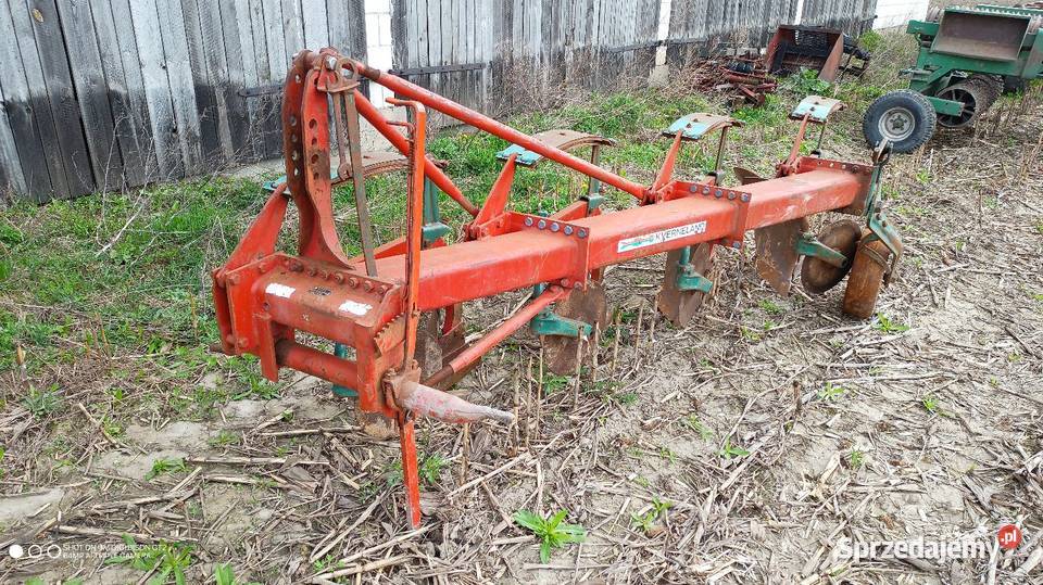 Pług Kverneland 4 skiby 14 resor non stop ze nieuszkodzony Pługi Czernice Borowe