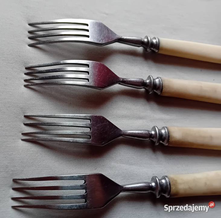 Zestaw 4 widelców z ebonitowymi obsadkami CCCP wielkopolskie Koźminek sprzedam