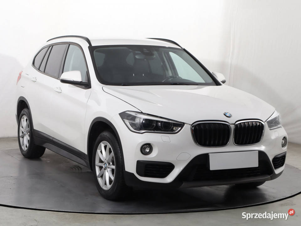 BMW X1 sDrive18i elektryczne lusterka Katowice