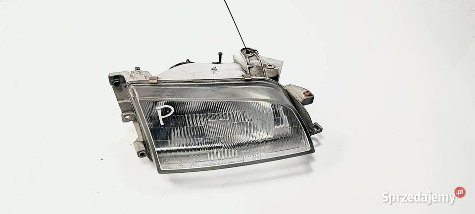LAMPA PRAWA PRZÓD TOYOTA CARINA kujawsko-pomorskie Lipno