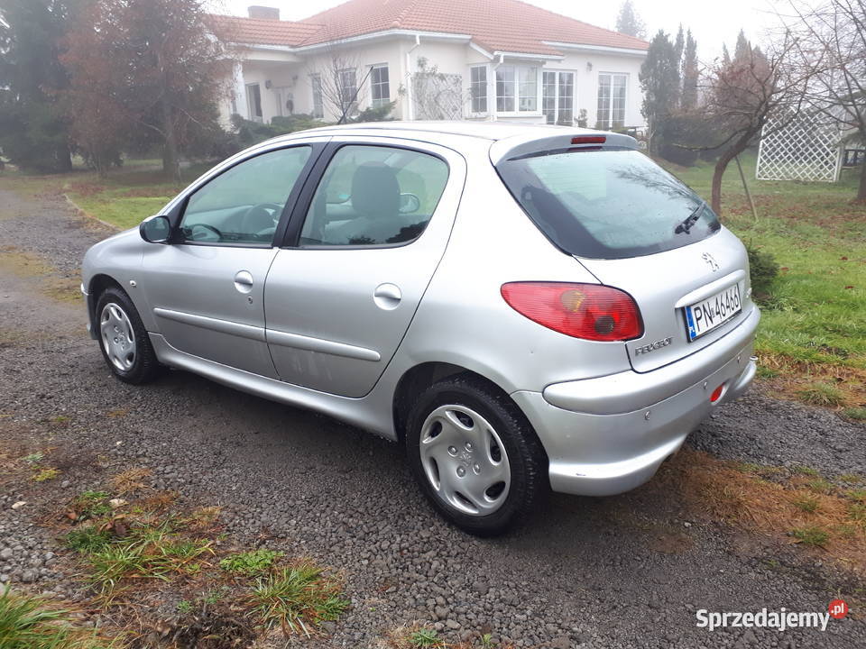 peugeot 206 14 hdi diesel mały przebieg 206 Poręba