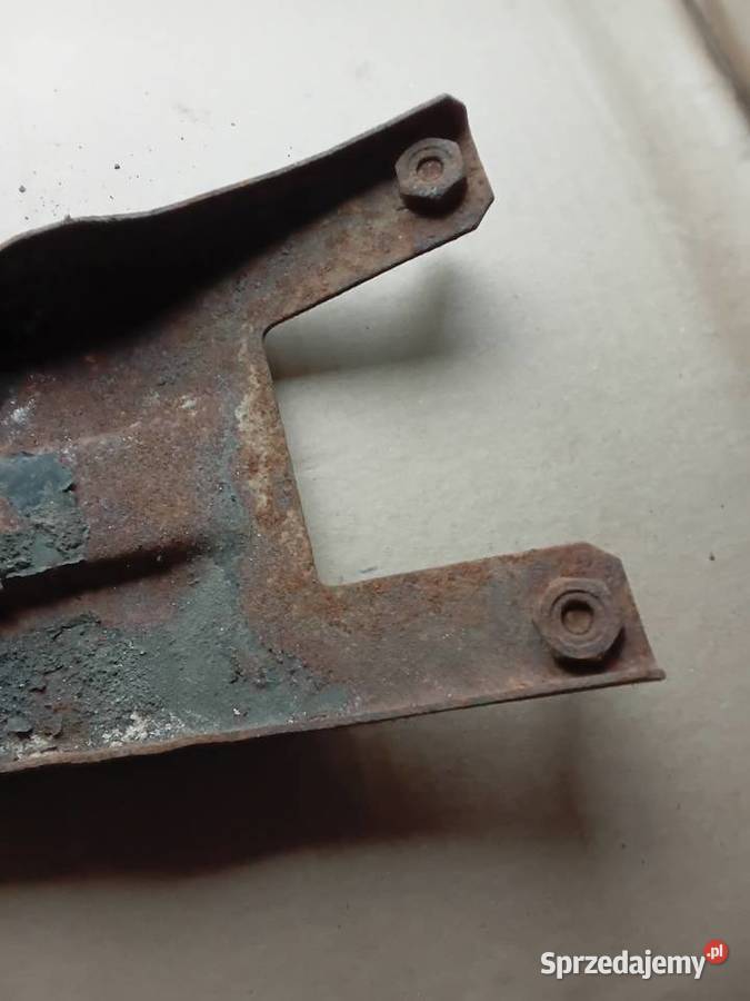 Fiat 126p podpora łapa skrzynia biegów Milejewo