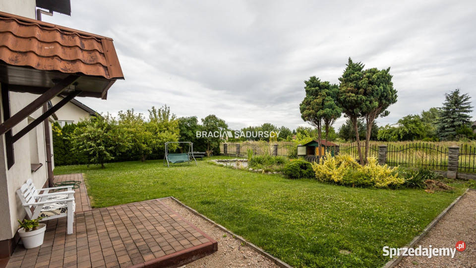 Dom wolnostojący sprzedam Kraków 2696m2