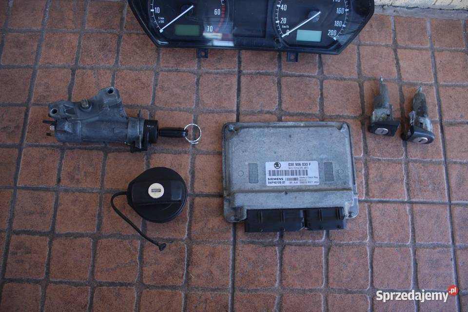 ZESTAW STARTOWY SKODA FABIA I 12 03E906033F