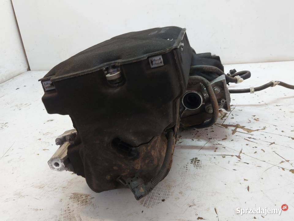 BMW iX1 X1 U11 Silnik elektryczny napęd tył