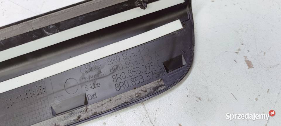 LISTWA PROGOWA LEWY TYŁ Q5 8R 8R0853375 osobowe Przystajń