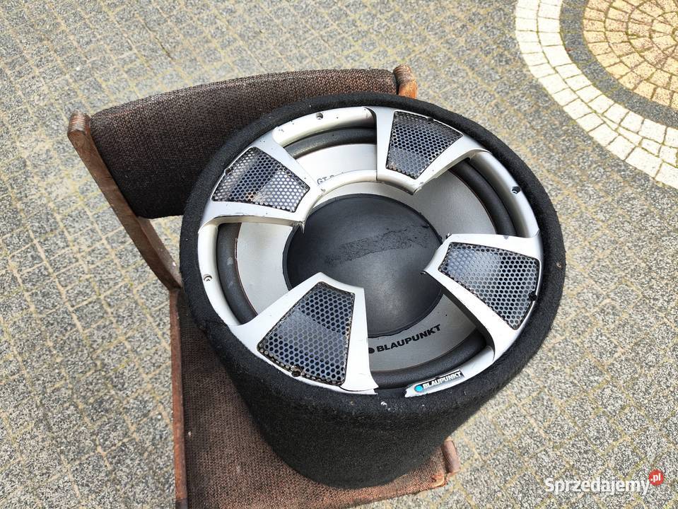Tuba bassowa basowa subwoofer Blaupunkt Niegowonice