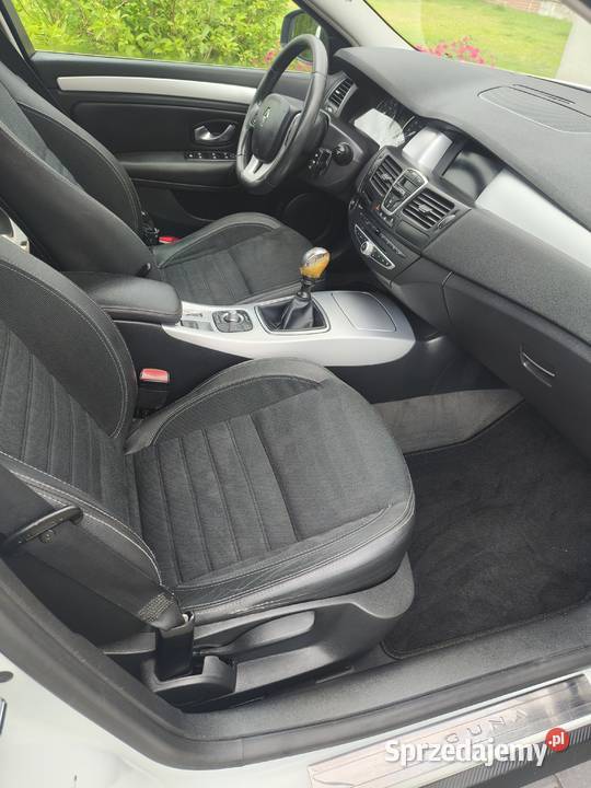 Renault laguna 20 benzyna Stan super Olecko