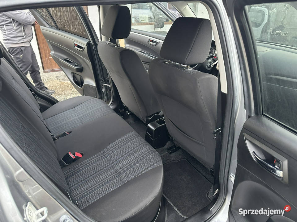 Suzuki Swift klima gwarancja zarejestrowany V Zbąszyń sprzedam
