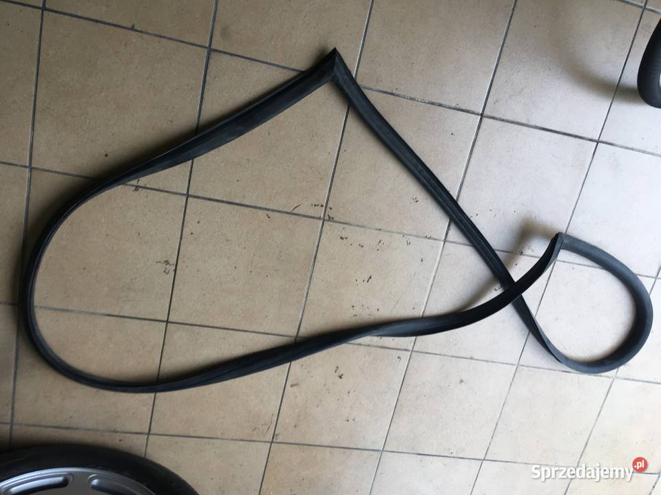 Sprzedam uszczelka szyby Porsche 911 SC 930 Części samochodowe śląskie Katowice