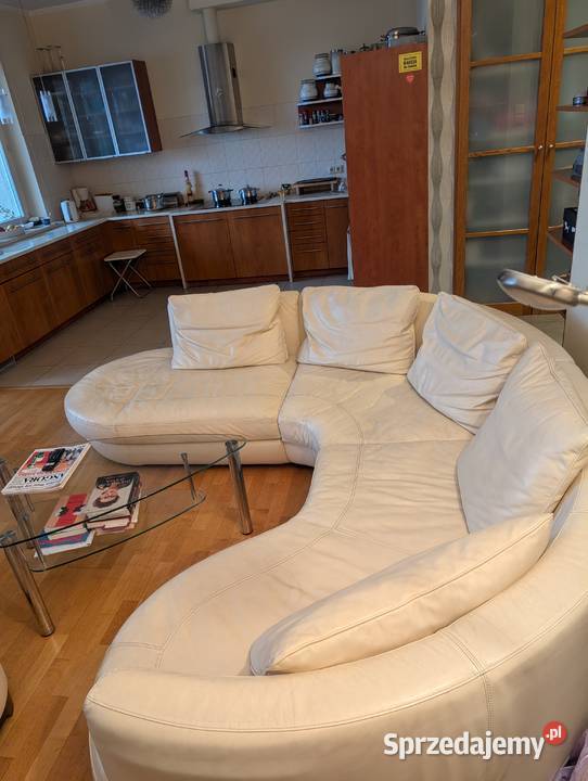 Włoska Kanapa Natuzzi w zestawie z pufami i 72cm sprzedam