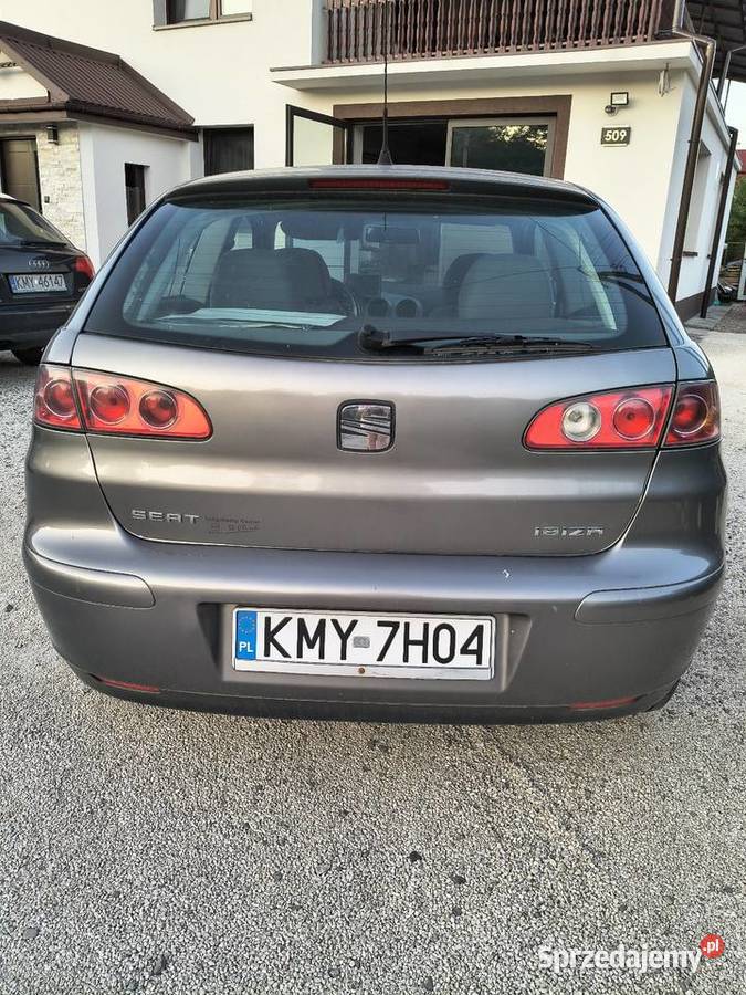 SEAT IBIZA 14 Rok produkcji 2003 Wiśniowa