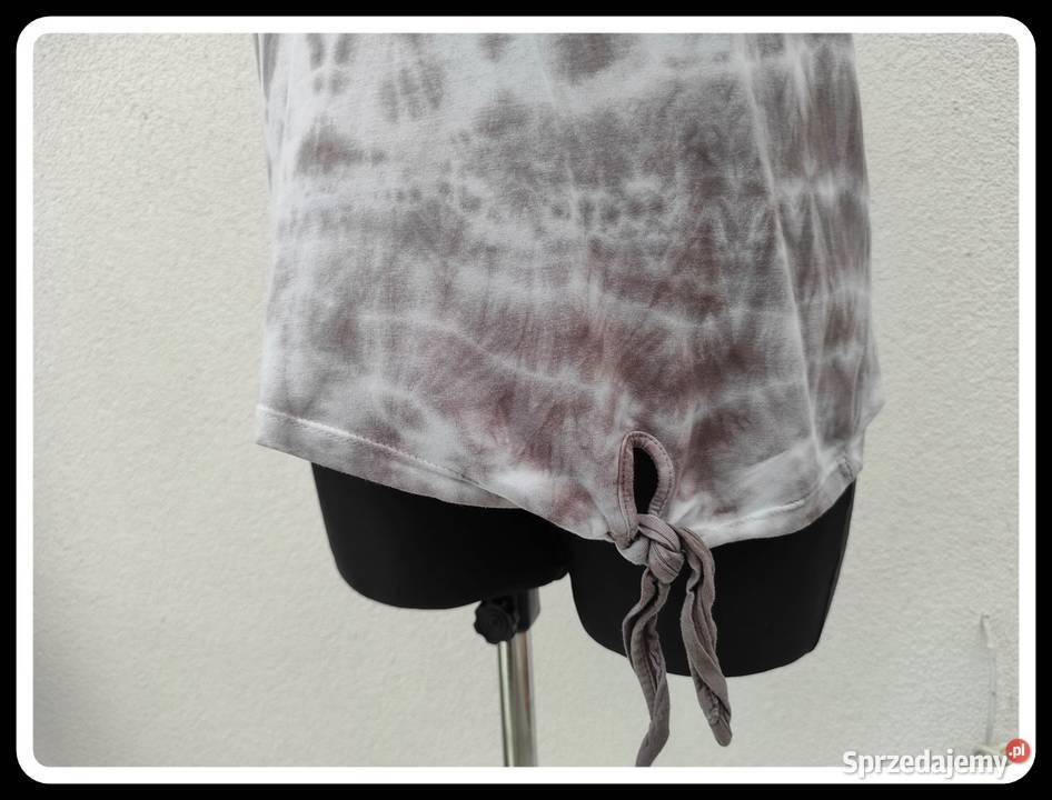 Klasyczna bluzka tshirt rozmiar 40 L 100 bawełna Bluzki i koszule Płock