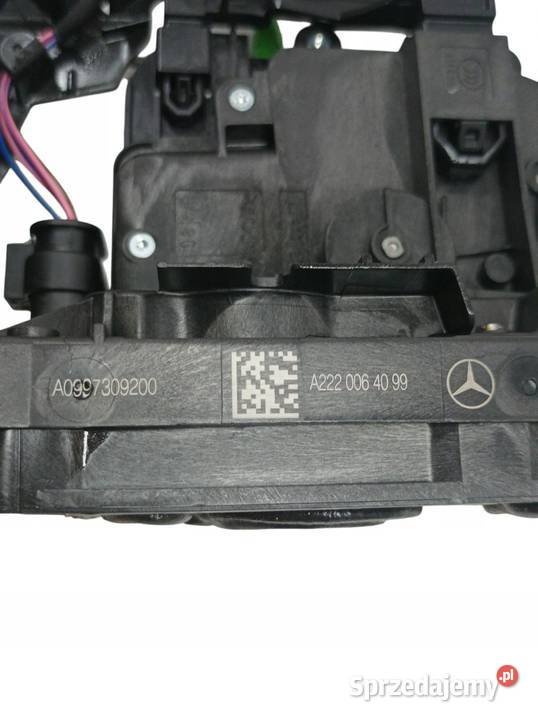 ZAMEK DRZWI TYŁ PRAWY 2220064099 MercedesBenz