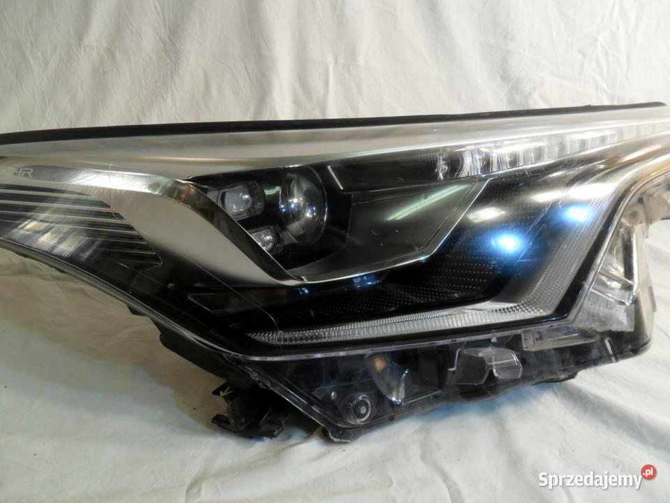 Toyota CHR reflektor prawy przedni lampa prawa Nowy Tomyśl