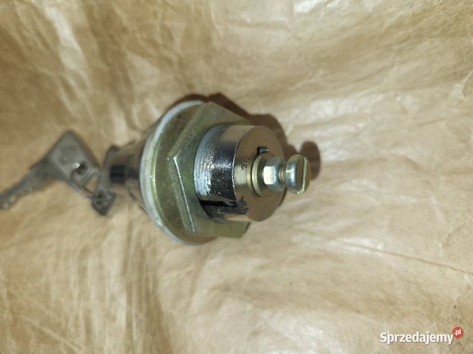 Wartburg 353 13 Nowy zamek klapy bagażnika 2 Piaseczno