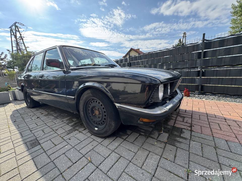 BMW E28 528i M30B28 Unikalne wyposażenie Janikowo
