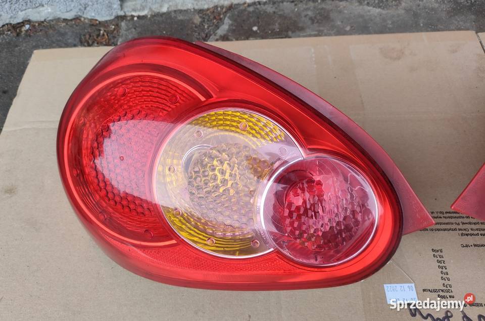 Toyota Aygo 0514 lampa tył lewa prawa Wolbrom