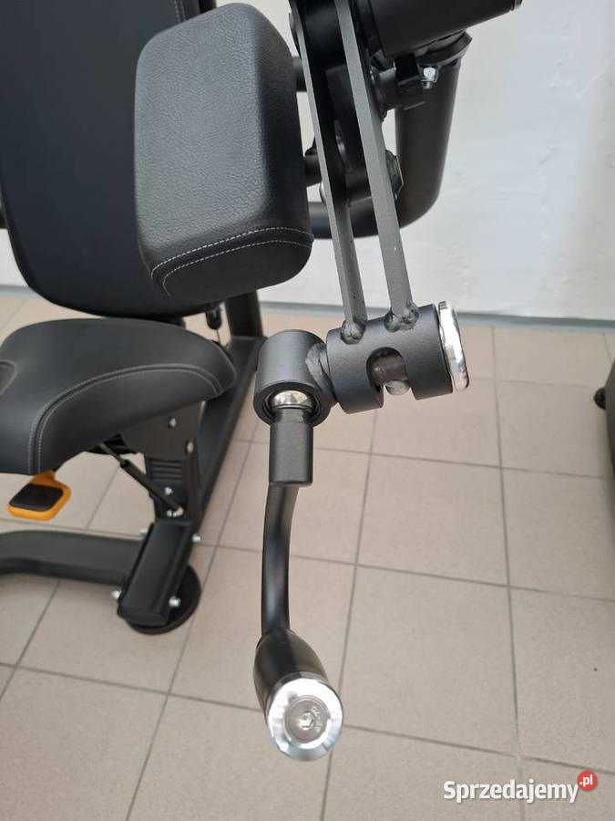 Maszyna IsoLateral Seated Biceps Curl RE8031 Wałcz