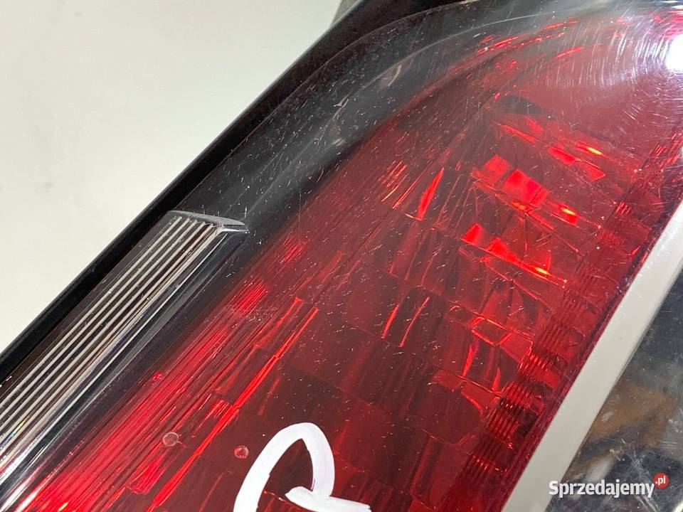 LAMPA PRAWY TYŁ TOYOTA AYGO II Hatchback ŚWIATŁO
