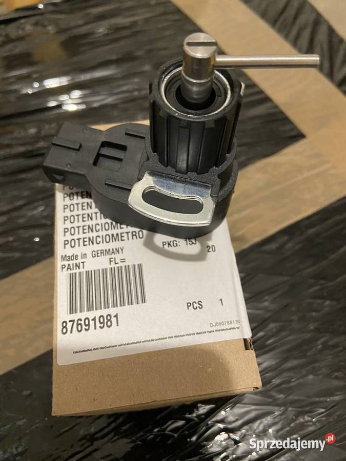 Potencjometr R917005932 płozy hedera Holland CNH Białystok