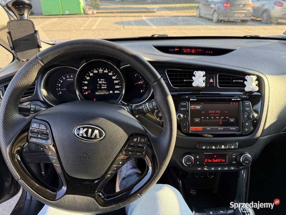 Kia Ceed 2012 16 crdi 128 manualna Brzeg Dolny