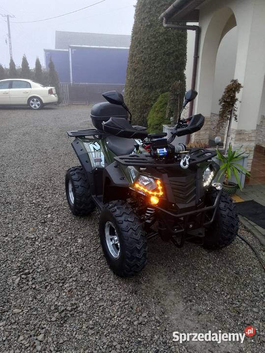 Quad 200 zarejestrowany nieuszkodzony