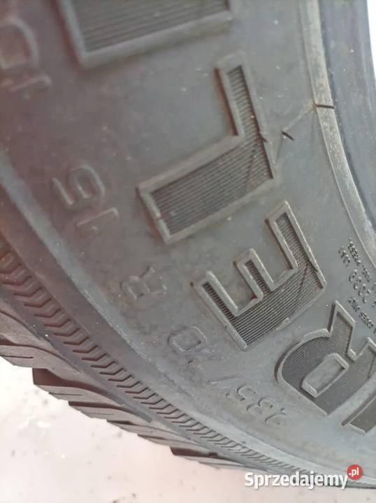 OPONA ZIMOWA PIRELLI SCORPION ST 23570R16