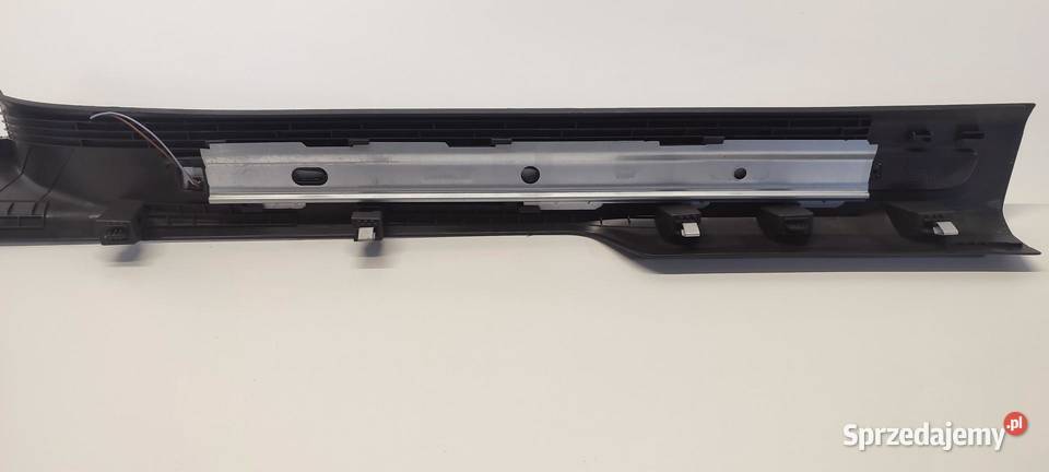 VW TIGUAN II LISTWA PROGOWA PRAWA RLINE osobowe