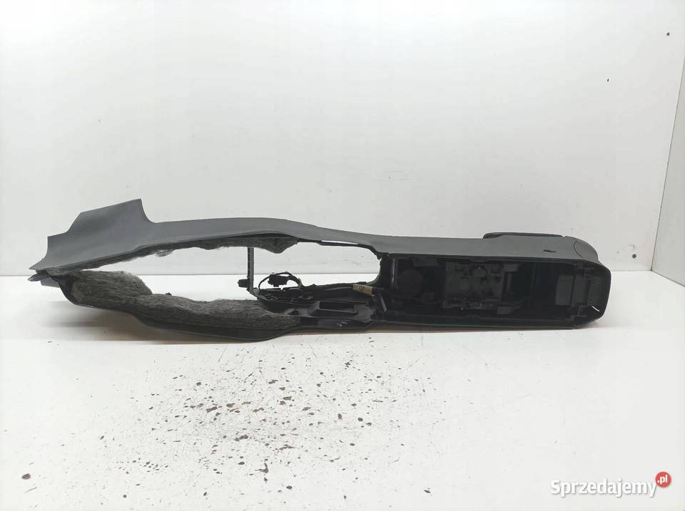 TUNEL ŚRODKOWY PODŁOKIETNIK Opel Astra IV 2009 sprzedam