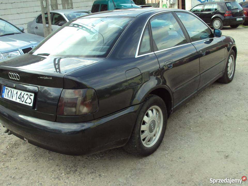 Audi A4 granatowy 150KM Końskie sprzedam