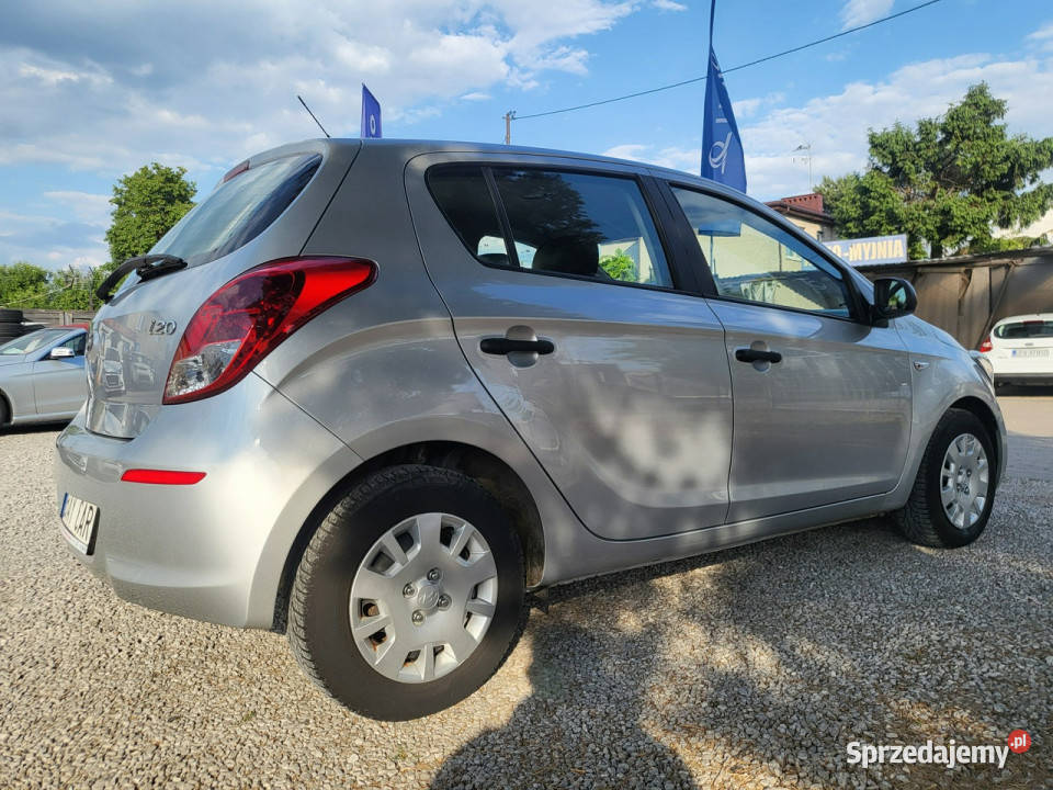 Hyundai i20 12 85 100 Przebieg 128 Dekra I 85KM i20 Pabianice