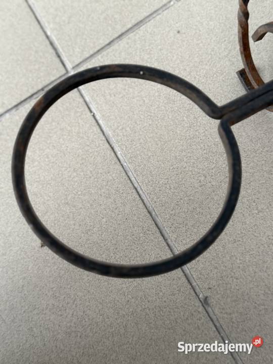 Kwietnik wiszacy z kutego zelaza Lublin