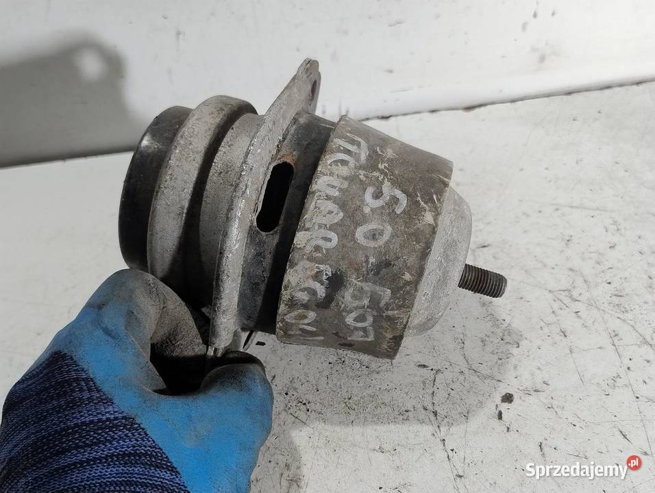 PODUSZKA SILNIKA VW TOUAREG I Zawieszenie silnika