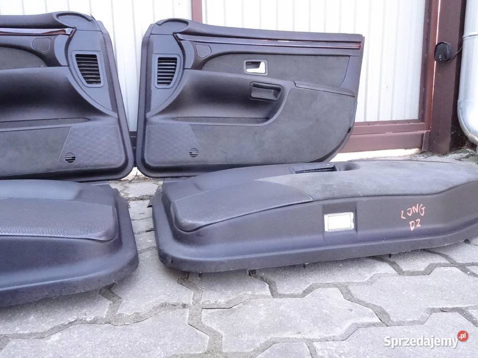 AUDI A8 D2 TAPICERKA BOCZKI ROLETA DRZWI SOUL