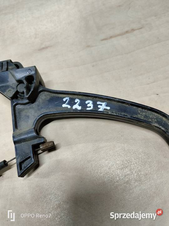 Dźwignia uchylania maski przód Fiat 126p łódzkie