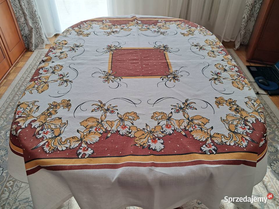 Obrus lniany biały w brązowe kwiaty 150 x 142 do Kraków