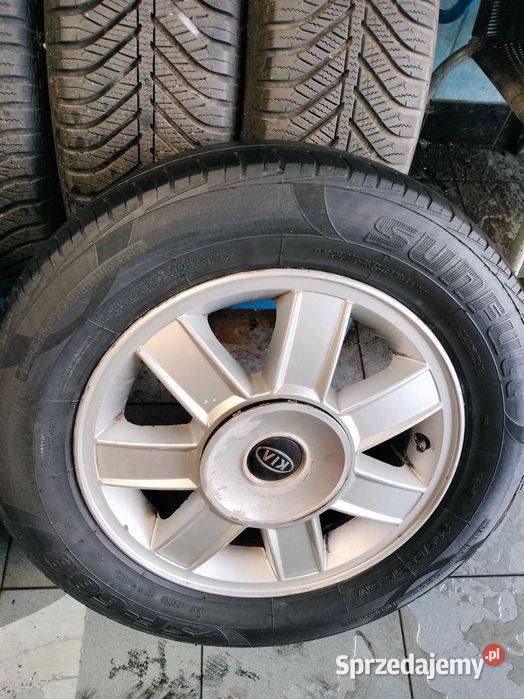 Felgi aluminiowe 15 4x1143 z oponami oryginalne Nysa sprzedam
