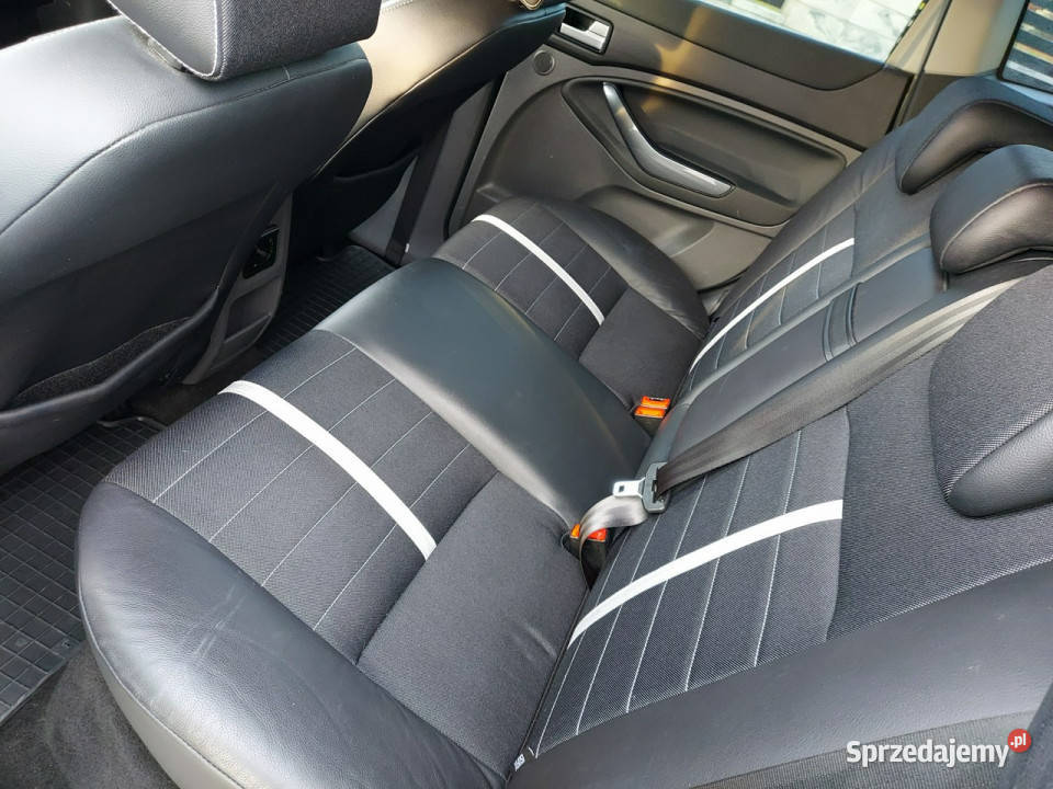 Ford Kuga pdc bezwypadkowy 4x4 climatronic EURO nieuszkodzony Drelów