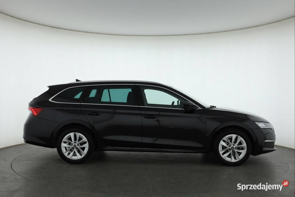 Skoda Octavia 15 eTSI mHEV Piaseczno sprzedam